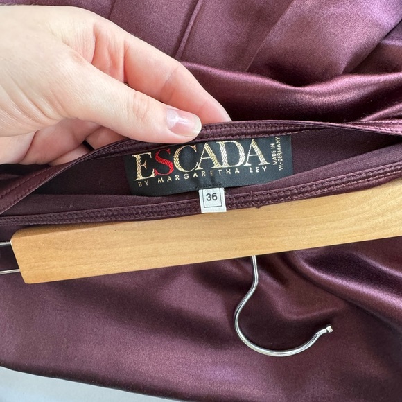 ESCADA Women’s Burgundy Midi Pleated Skirt - Picture 2 of 3